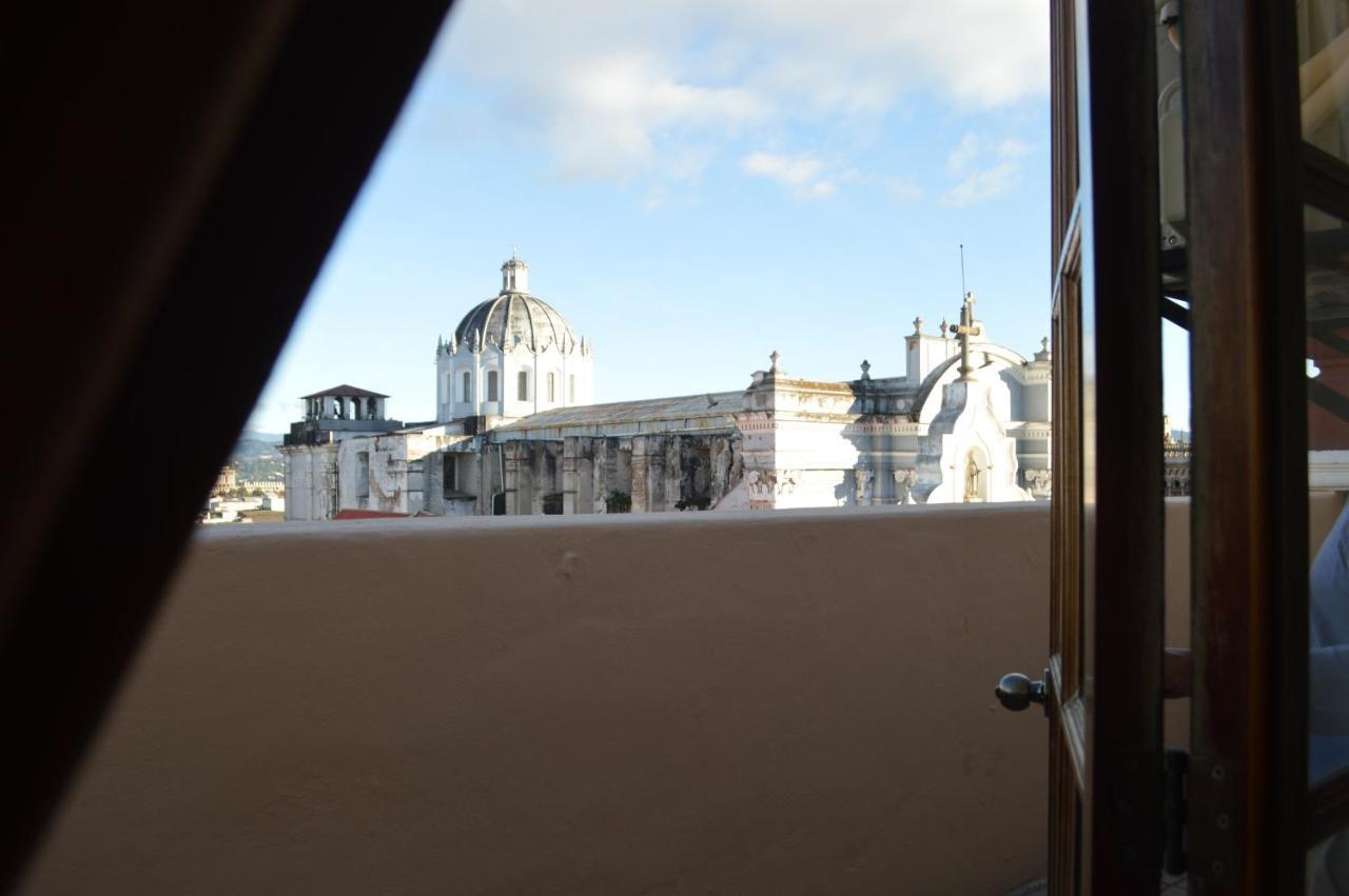 Hotel Royal Palace グアテマラシティ エクステリア 写真